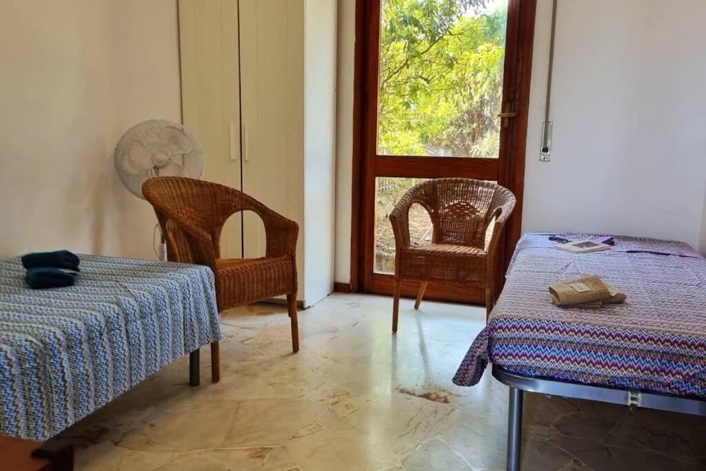 Casa Con Giardino: Varazze Esterno foto