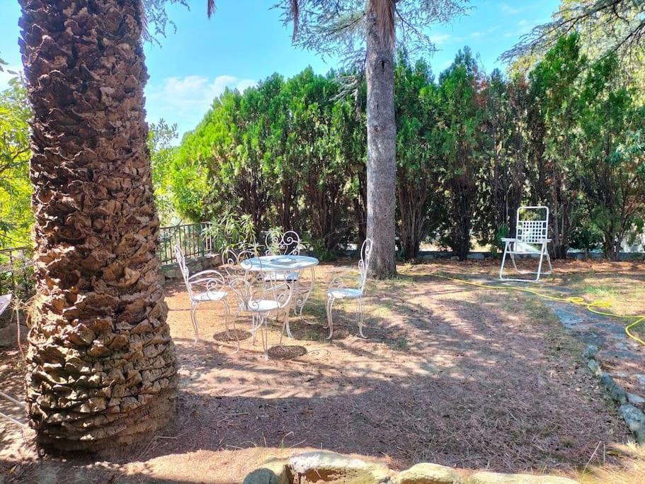 Casa Con Giardino: Varazze Esterno foto