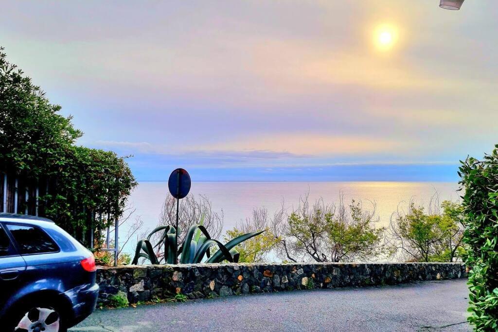 Casa Con Giardino: Varazze Esterno foto